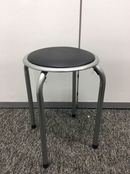 【6脚入荷！】【座面ブラック　丸椅子】
                        
                                    新品
            