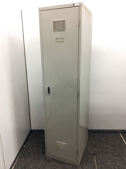 【1台入荷！】【ワイドタイプ1人用ロッカー】
                        
                                    中古
            