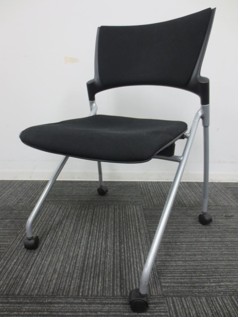 【省スペース化の必需品】オフィスチェアに劣らない座り心地を体感下さい！ITOKI(イトーキ)MANOSS（マノスチェア）【ネスタブル】
                        マノス
                                    中古
            