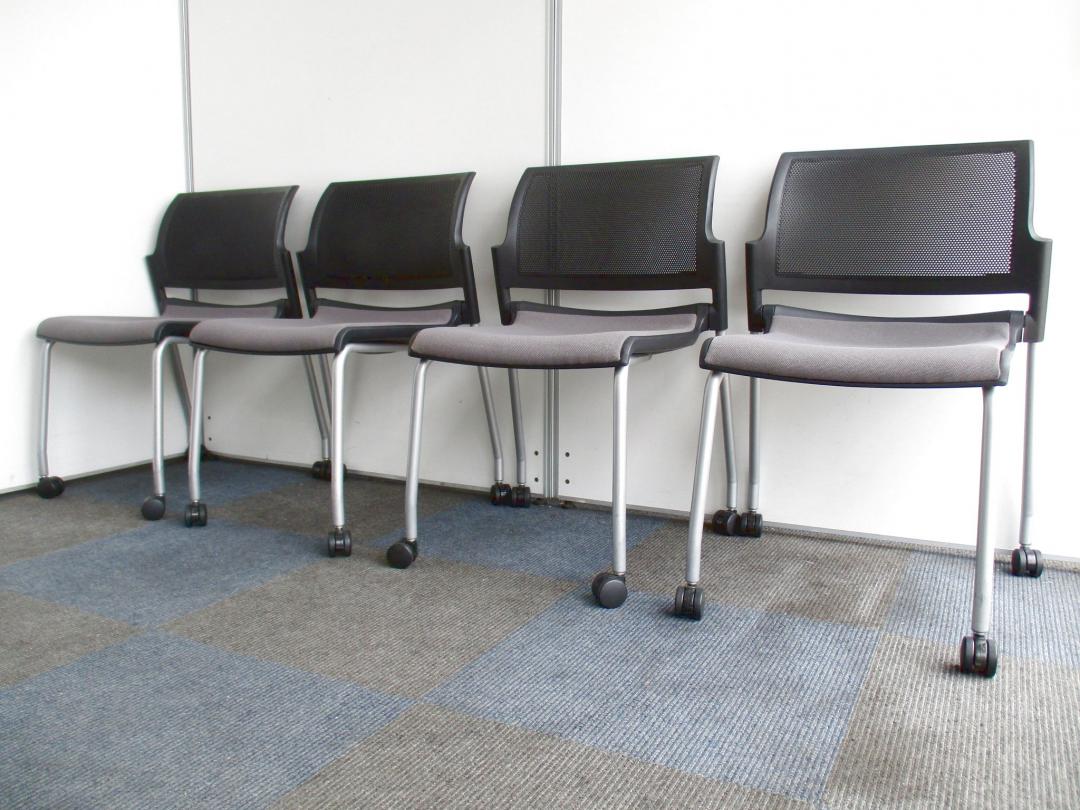 【お得な4脚1セット！】収納方法が選べるミーティングチェア【会議、ミーティングに大活躍！】
                        FM-310Nシリーズ
                                    中古
            