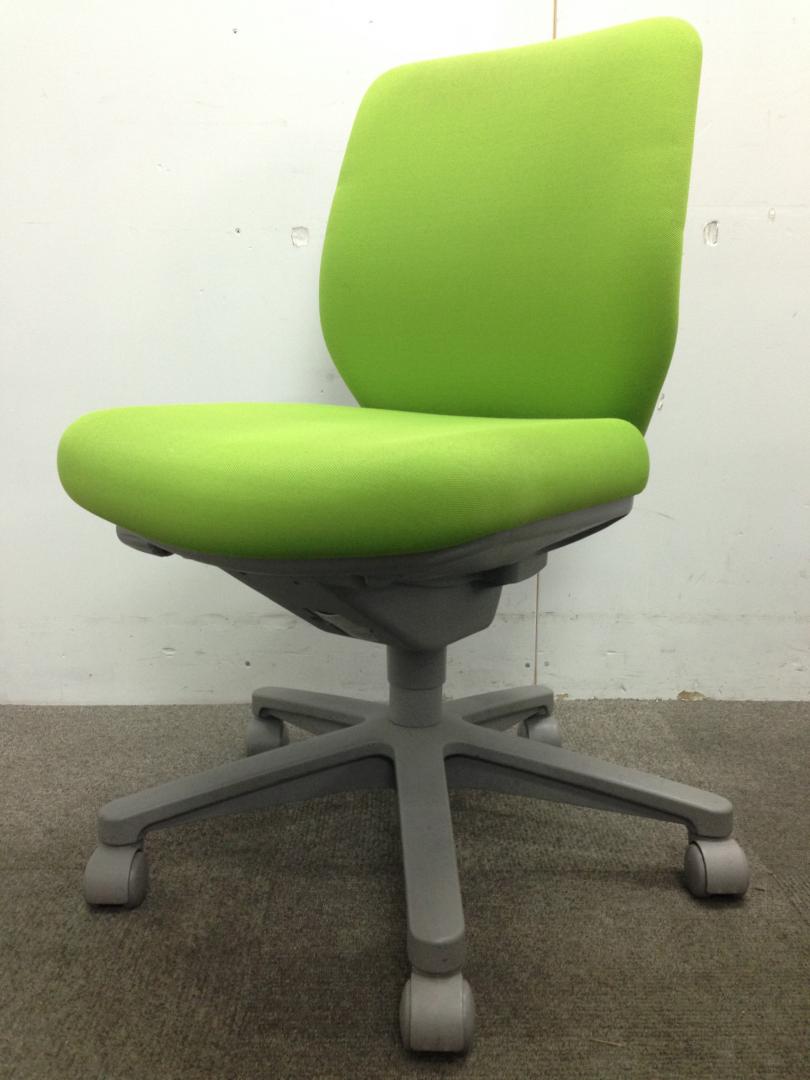 【3月納品のお客様限定】【\9.000→\4.000】【残りわずか】【200脚以上揃います】オフィスを明るくするライトグリーンカラー【コクヨ：セディスタ】
                        セディスタ
                                    中古
            