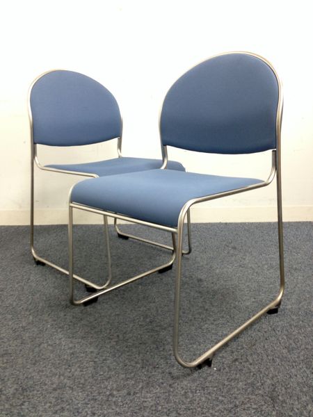 【1セット限定】スタッキング可能・軽量タイプで扱いやすい！！チェア2脚セット商品
                        
                                    中古
            