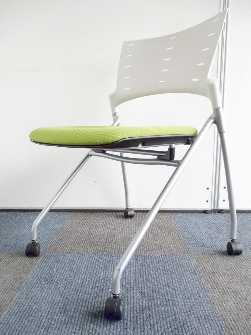 【纏めて入荷しました！】爽やかなライトグリーン【会議、セミナーに大活躍！】
                        マノス
                                    中古
            