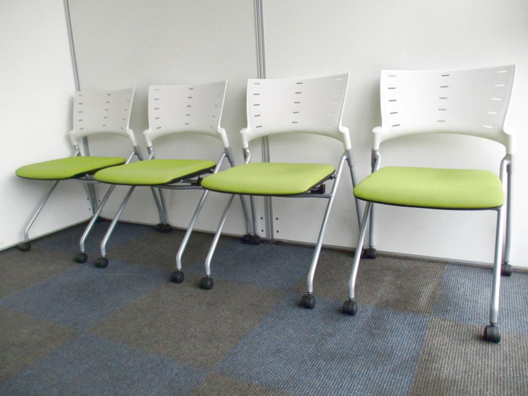 【お得な4脚1セット！】入れ替えに最適【纏めてお求めならこちらのセットです！】
                        マノス
                                    中古
            