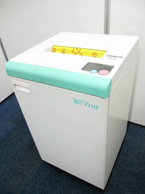 [1台入荷!!]現行モデルシュレッダー![美品]
                        
                                    中古
            