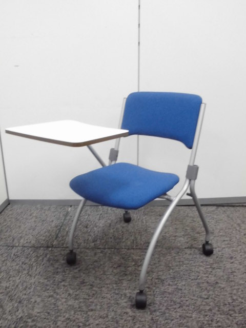 【残り1台！】メモ台付きネスティングチェア！
                        
                                    中古
            