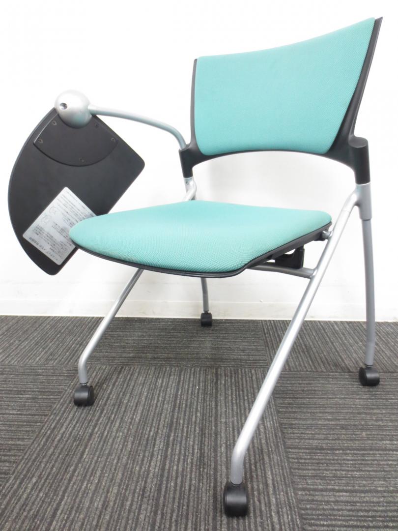 【便利なミニテーブル付のネスティングチェア入荷】　テーブルが置けない少スペースでの研修スペースにいかがですか？
                        マノス
                                    中古
            