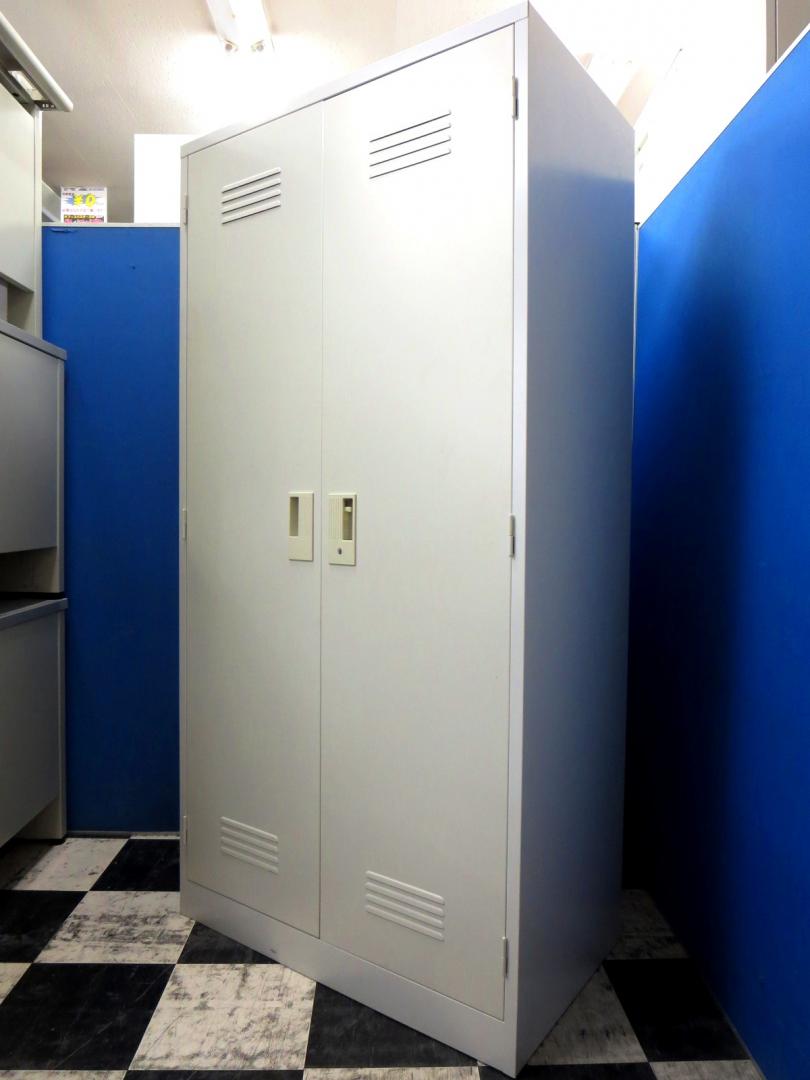 【限定１台】状態良好！社員様の洋服をいっぺんにしまいませんか！？
丈夫かつ長持ち！備品完備！
                        
                                    中古
            