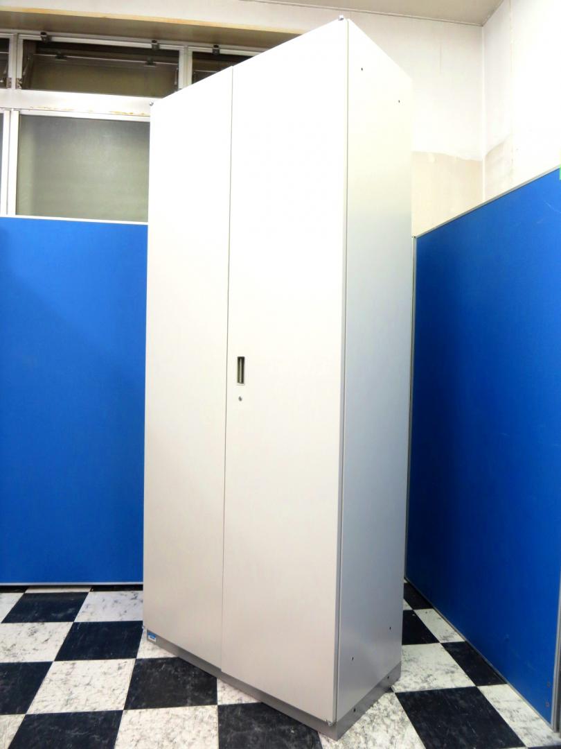 【￥20000→￥17000】【正面に消えない模様有で】【限定2台】【書類整理するならこれ！】高さ2140㎜ですので 大容量！丈夫！長持ち！【中古オフィス家具】	
                        シンライン
                                    中古
            