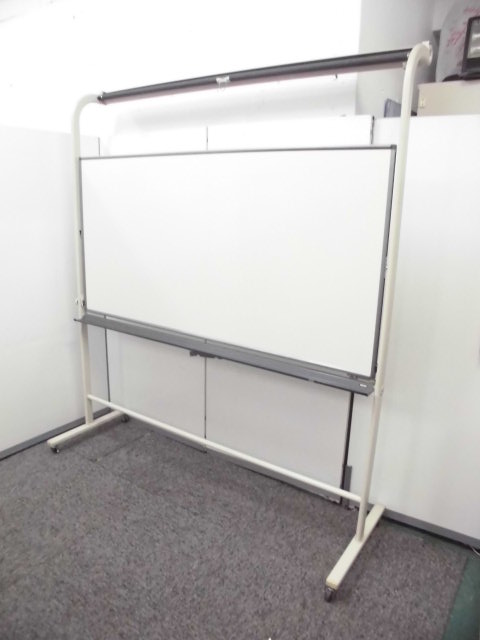 【1台限定】スクリーン付きの珍しいホワイトボード！
                        
                                    中古
            