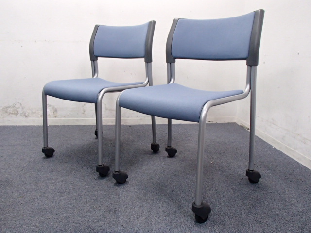 【2脚セット！】サンケイ製｜スタッキングチェア｜ゴムキャスター付で床を傷つけにくい！
                        
                                    中古
            