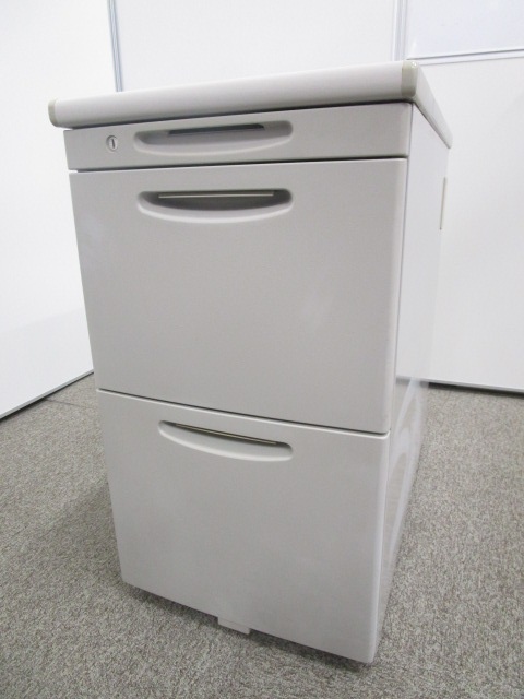 ★定番シリーズ★岡村製作所(okamura)のロングセラー「SD」シリーズ！｜中古サイドキャビネット｜中古脇机｜
                        SD
                                    中古
            