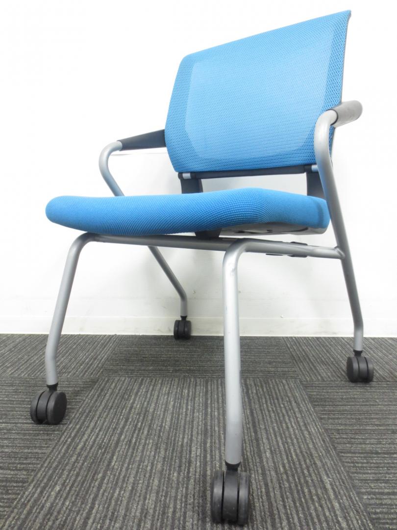 【会議室に！応接室に！どこでも使える】■コクヨ■ネスティングチェア■ブルー【使い終わりは畳んで部屋の隅に！】
                        
                                    中古
            