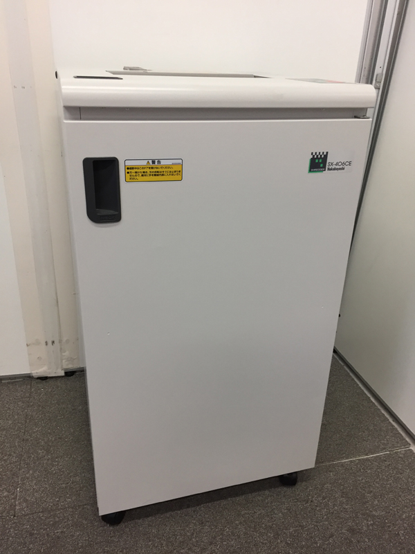 【セキュリティ対策に】【Nakabayashi製】人気メーカーのシュレッダーが１台入荷です！
                        
                                    中古
            