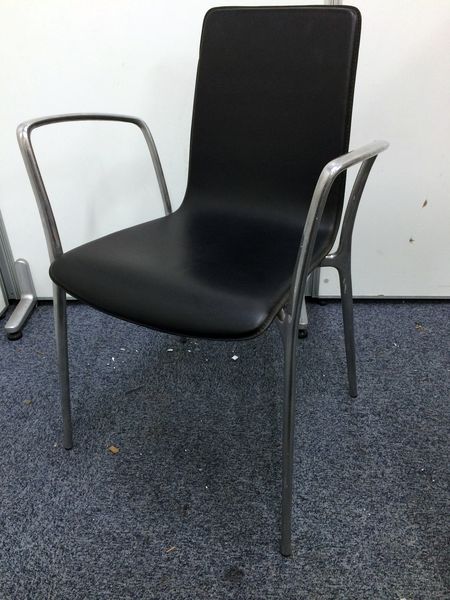 特別価格で台数限定！！売り出し！！
                        
                                    中古
            