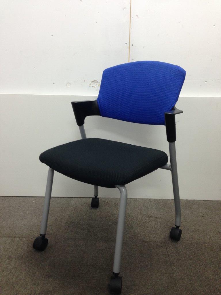 【1脚限定価格】コクヨ製のキャスター付スタッキングチェア【プロッティ】
                        その他シリーズ
                                    中古
            