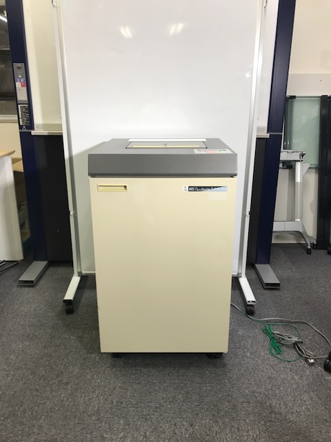 データメディア（CD,FDなど）裁断機能搭！■載圧縮して切り刻むワンカットクロス■
【RP】
                        
                                    中古
            