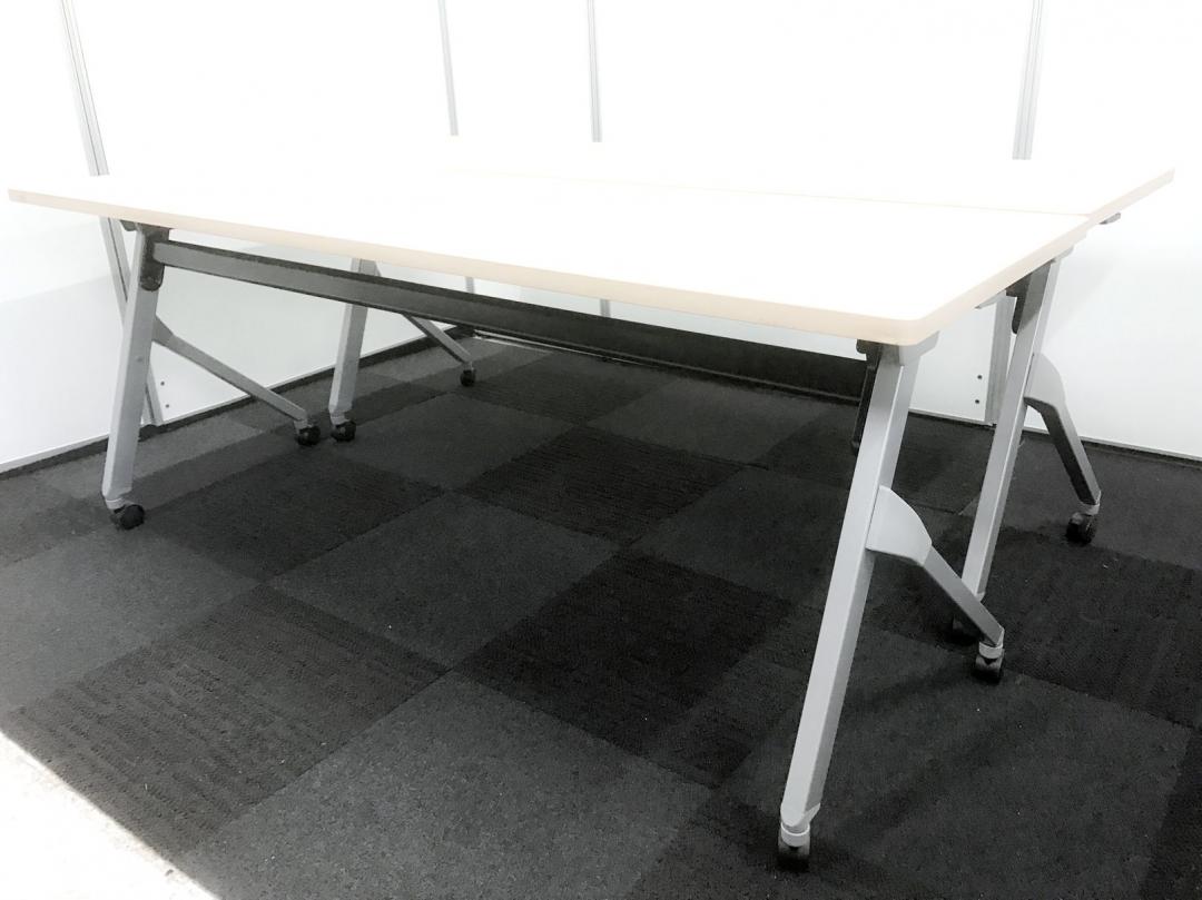 【セット商品！】W1800 D600 スタックテーブル！単品で買うよりもお安くなってます！【折り畳み収納可能！】
                        
                                    中古
            