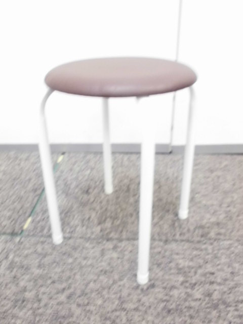 【丸イス】お手軽に使える小さな丸イスです！
                        
                                    中古
            