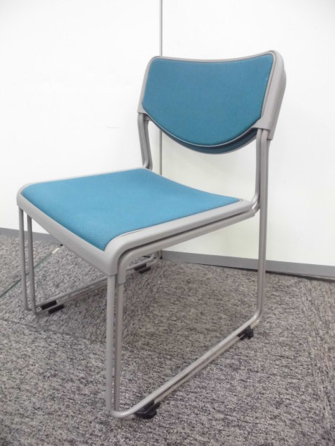 【2脚セット商品】イトーキ製｜スタッキングチェア｜状態良好です！
                        
                                    中古
            