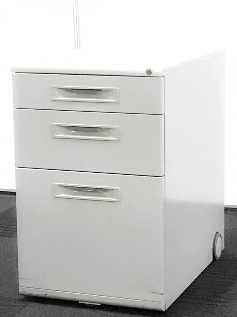 【8台揃います！】3段ワゴン　■　JUSTシリーズ
                        JUST
                                    中古
            