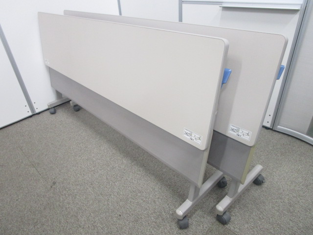 ★2台セット特価！１台辺り9900円★会議やセミナーに必須のミーティングテーブル｜スタックテーブル｜フラップテーブル｜
                        
                                    中古
            