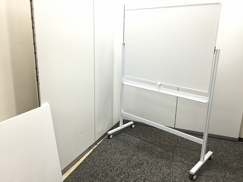 【両面ホワイトボードが３台入荷！！】状態良好で使いやすい！
                        
                                    中古
            