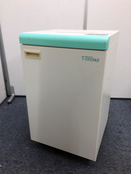 ホワイトで事務所も明るい　明光商会製　V-F31CFKⅡ　オフィスセキュリティの第一歩！
                        V-F31CFKⅡ
                                    中古
            