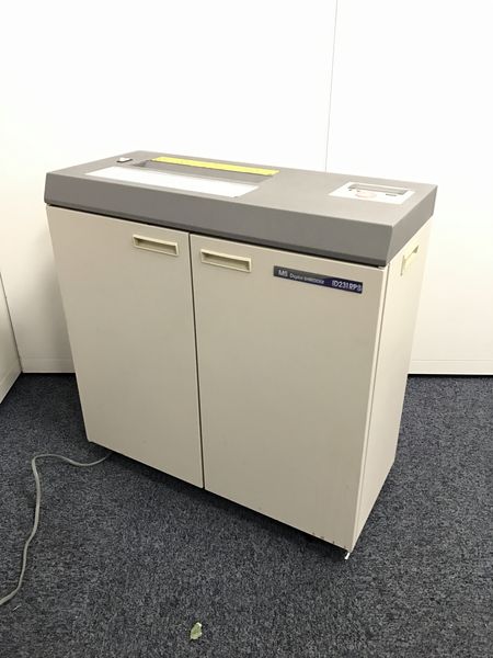 【場所を取らない便利なシュレッダー】天下の明光商会製で、中古でも安心安全！全体的に使用感あり
                        DMシリーズ
                                    中古
            