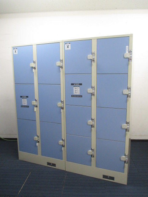 在庫入れ替え65000円→43000円【駅で見かけるあのロッカーがセットに！】コインリターン式ロッカー入荷！■6名様用+8名様用　■鍵紛失時の開錠キー欠品、再作成不可ですが中古でかなり希少！【中央区】【日本橋】【中古オフィス家具】【セット品】【値下品】
                        
                                    中古
            