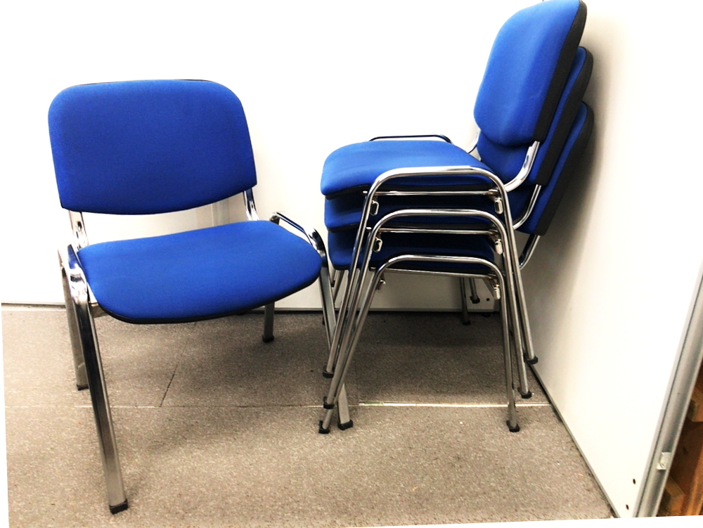 【4脚セット】会議用、セミナー用と多用途にお使い頂けます！使い勝手の良いチェアです！
                        
                                    中古
            