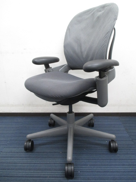 ★１脚限定売切りセール！20％ＯＦＦ★【専門会社によるクリーニング実施品】オールグレーのリープチェア入荷！　■アジャスタブルアーム(可動肘・肘上下のみ)【hi_class】【Model:46211149】【クリーニング済】【中央区】【日本橋】【中古オフィス家具】【値下品】オシャレ
                        リープ
                                    中古
            