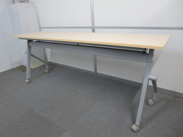 ■折り畳めて便利なスタックテーブルが大量入荷！　■ナチュラルカラー　■W1800×D450mmタイプ【ロット商品】
                        ＫＳＰシリーズ
                                    中古
            