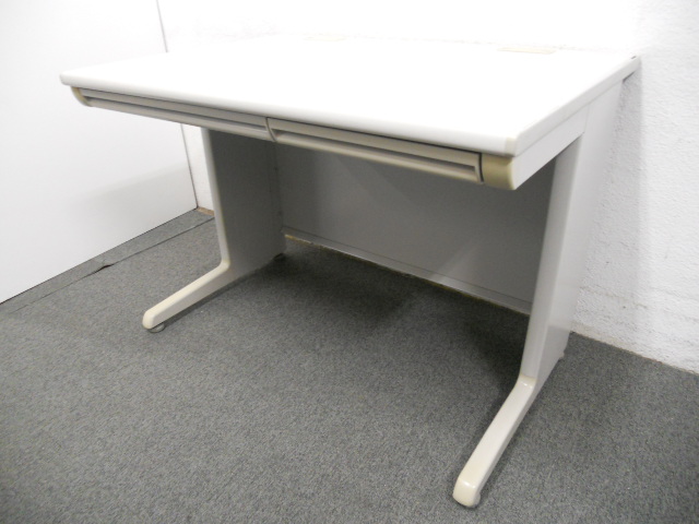 ■オカムラ　SD-Vシリーズ　■平デスク　W1000mm【長期在庫品につきお買い得！】
                        SD-Vデスクシステム
                                    中古
            