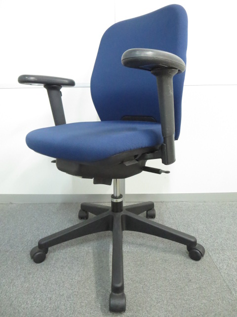 【快適な座り心地が人気です！】■シエルトチェア　ブルー　可動肘付【β】
                        シエルト
                                    中古
            