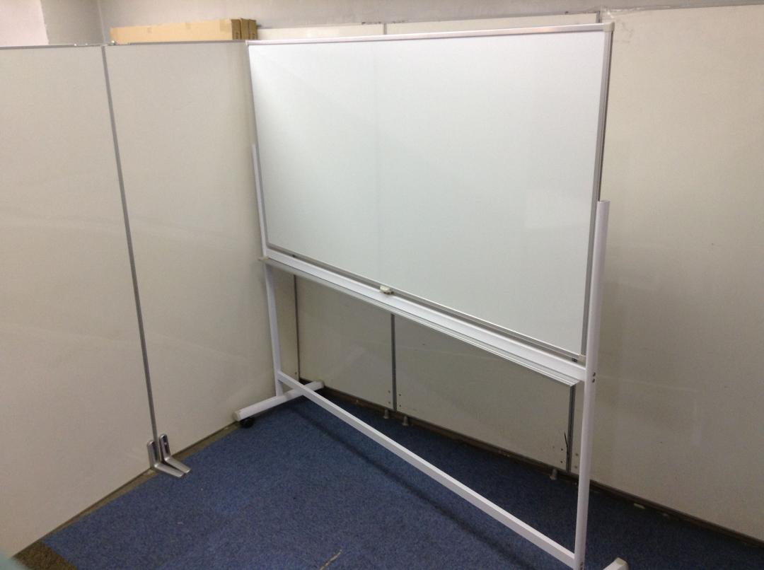 オフィスに欠かせないアクセサリー　ホワイトボード入荷！！
                        
                                    中古
            