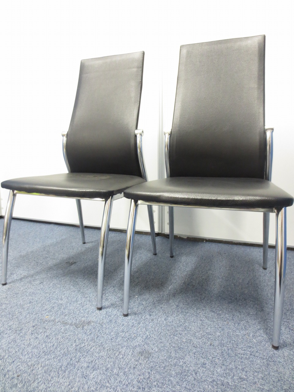 【ミーティングチェア２脚セット】セットでのスペシャルプライスになります！
                        
                                    中古
            