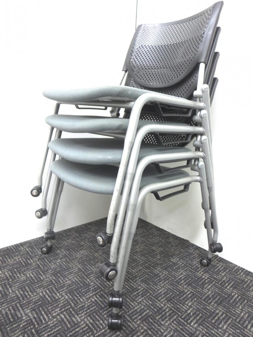 【セットでお得！】大人気！定番会議室用チェア4脚セット！
起業や移転時におすすめ！！
                        プロスタック
                                    中古
            