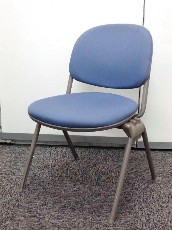 【期間限定特価！！】スタッキングチェア！クッション厚めで座り心地も満足いただけます！
                        
                                    中古
            