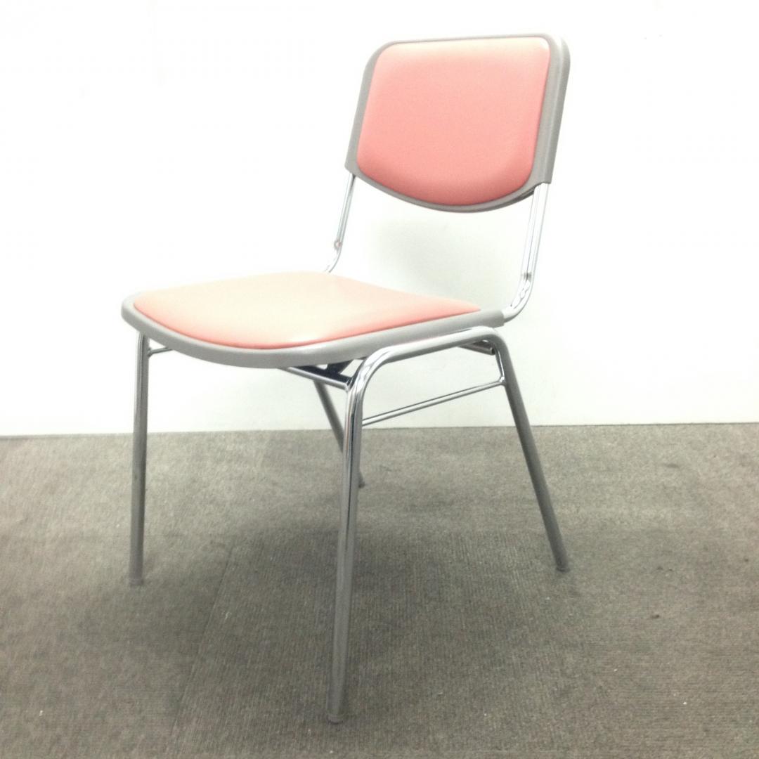 【ベーシックタイプ5脚入荷】女性の方にご好評いただいております！収納力抜群の会議用チェア
                        CS-26
                                    中古
            