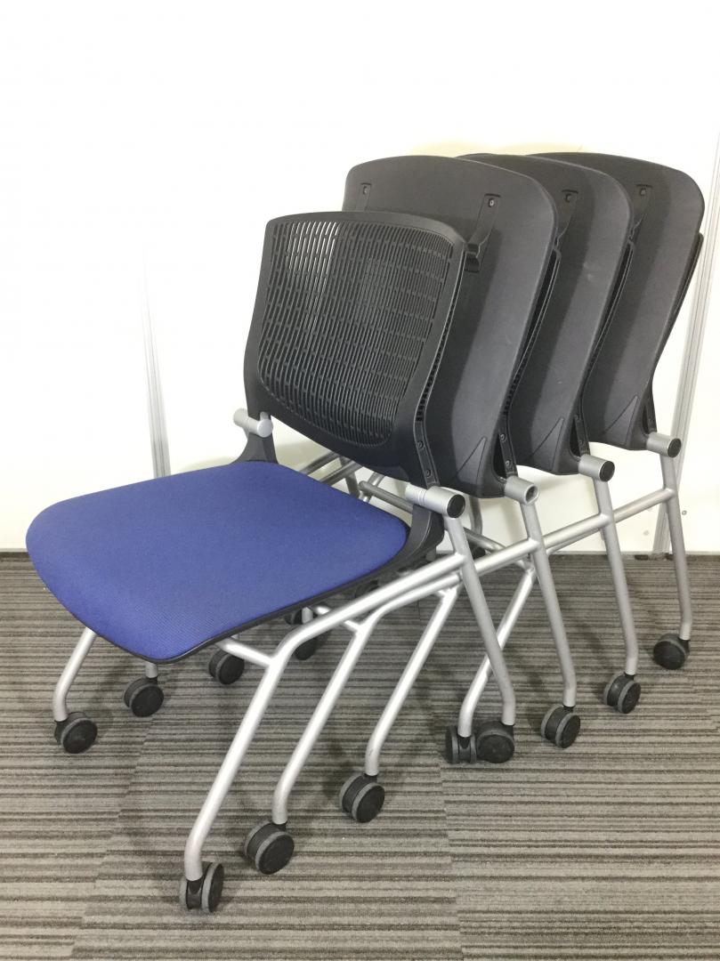 【4脚セット】オカムラ　グラータ｜人気のネスティングチェア4脚セット入荷です！
                        グラータ
                                    中古
            