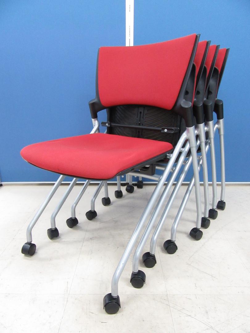 [4脚セットで2,000円お買い得!!]イトーキ(ITOKI) MANOSS(マノス)チェア ストロングレッド 背パッド付■会議室や学習塾・研修等でのご使用におすすめです!![ネスタブル]
                        マノス
                                    中古
            