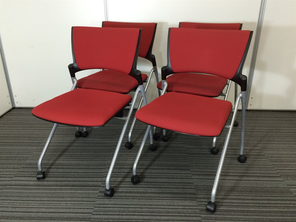 【4脚セット】イトーキ製ミーティングチェア　マノス　4脚セットでお求めやすく！
                        マノス
                                    中古
            