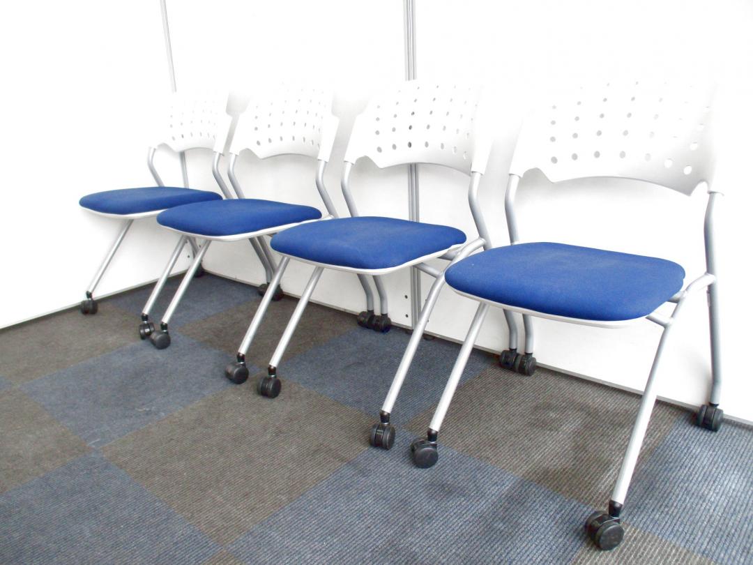 【4脚1セットの特別価格！】まとめてコンパクトに収納できます！【定番のミーティングチェア】
                        tretto（トレット）
                                    中古
            