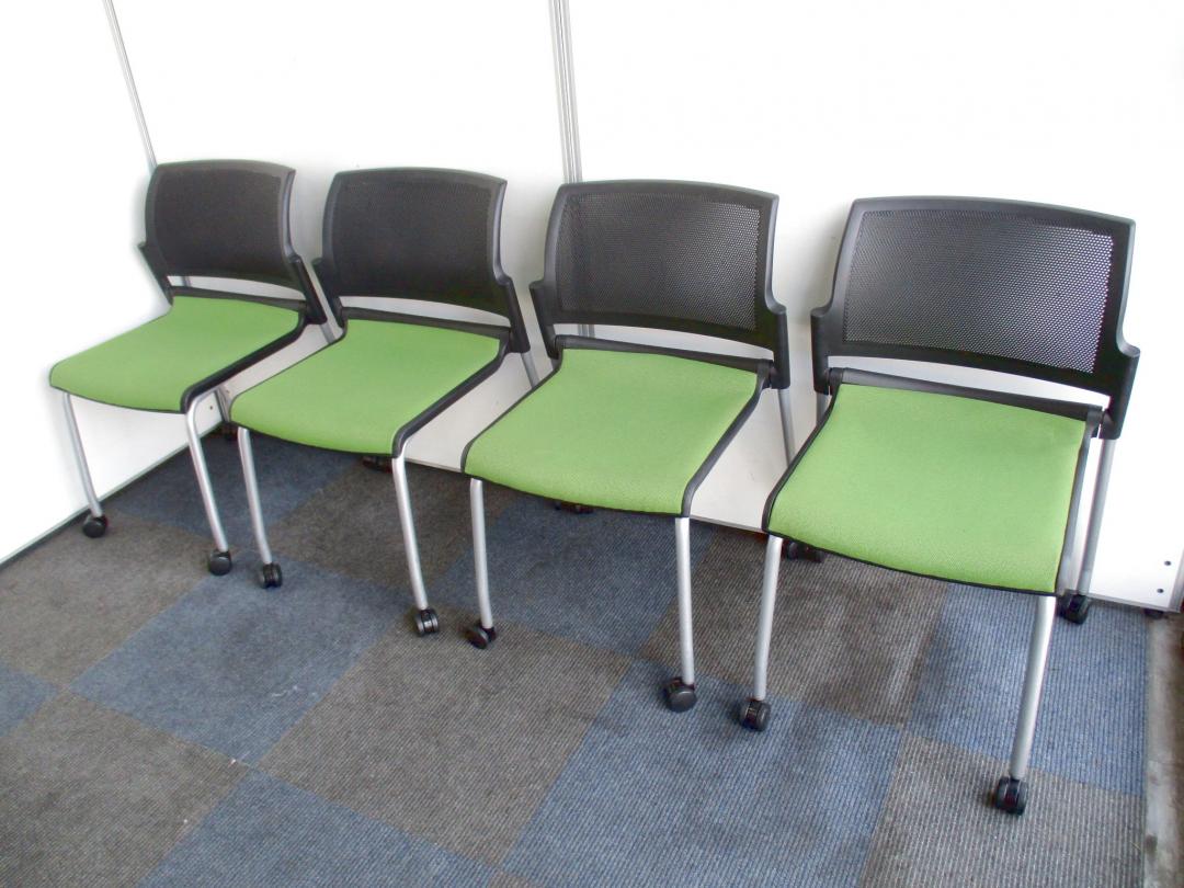 【お買い得な4脚セット】内田の定番チェア【ネスティング・スタッキングタイプ】【渋いグリーン色】
                        
                                    中古
            