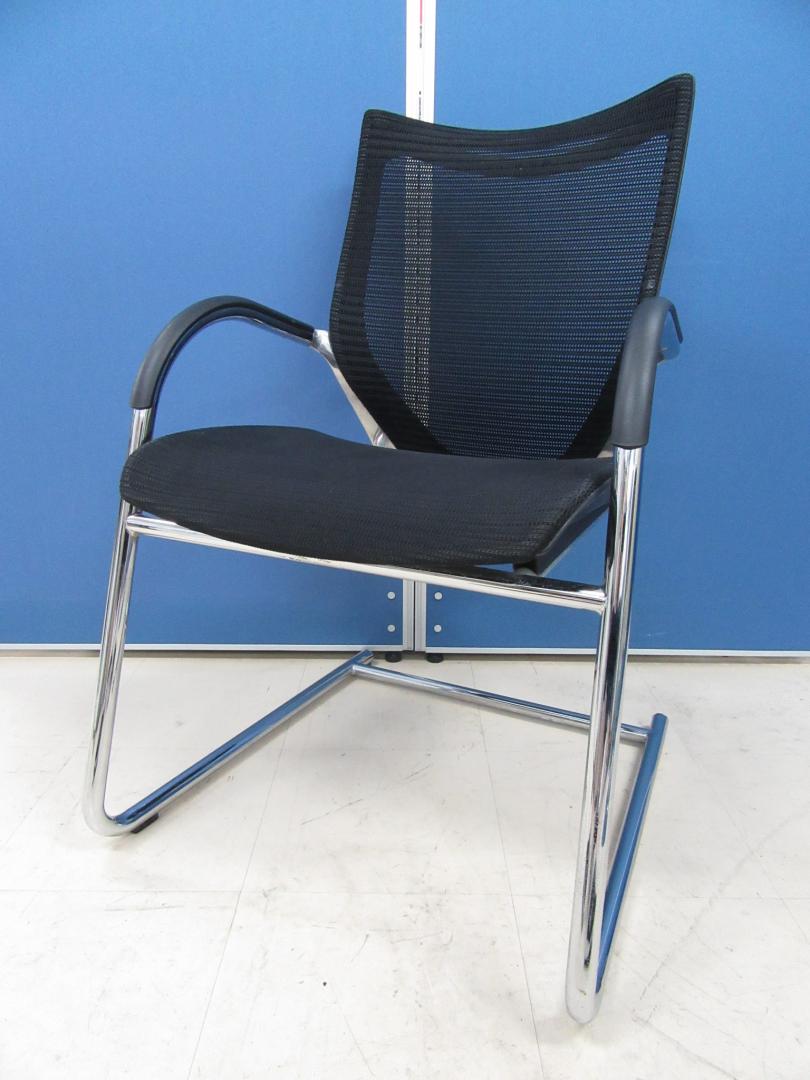 [バロンのミーティングタイプ!!]岡村製作所 ゲストチェア ブラック/クロームメッキ■ワンランク上のゲストチェアとして如何でしょうか!?
                        バロン
                                    中古
            