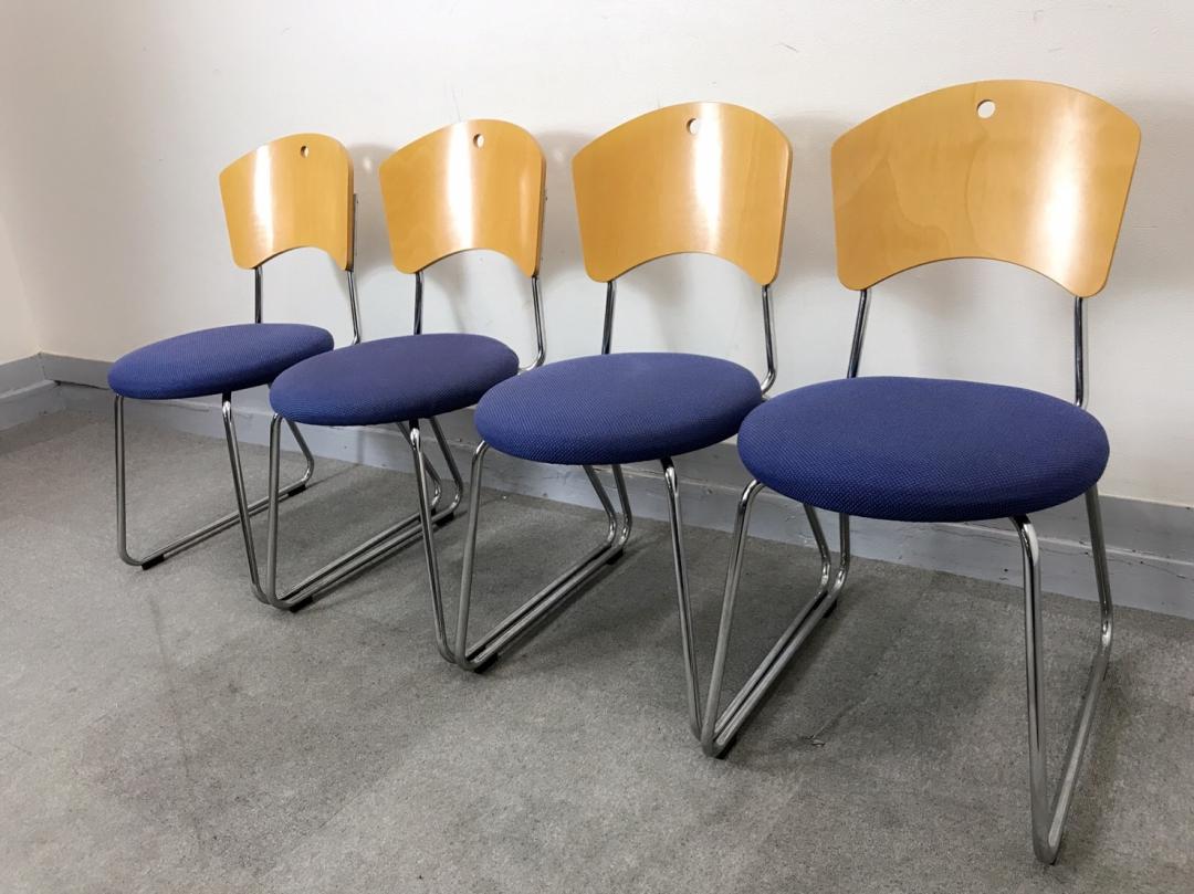 【KS】[4脚セットでお買い得][ローコスト]ミーティングチェア　休憩スペースの椅子としてもお勧め! 
                        
                                    中古
            