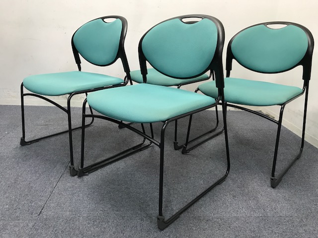 【セット商品！】スタッキングチェア｜グリーンカラーで会議室に安らぎを。 
                        クリケット
                                    中古
            