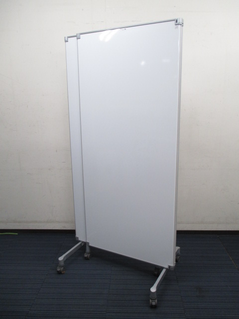 【ホワイトボード+パーテーション】コクヨ製ホワイトボードスクリーン■パネル部分全てホワイトボード！■３つのボードがあり広く使えます！　■なんと【新品定価20万以上！】
                        
                                    中古
            