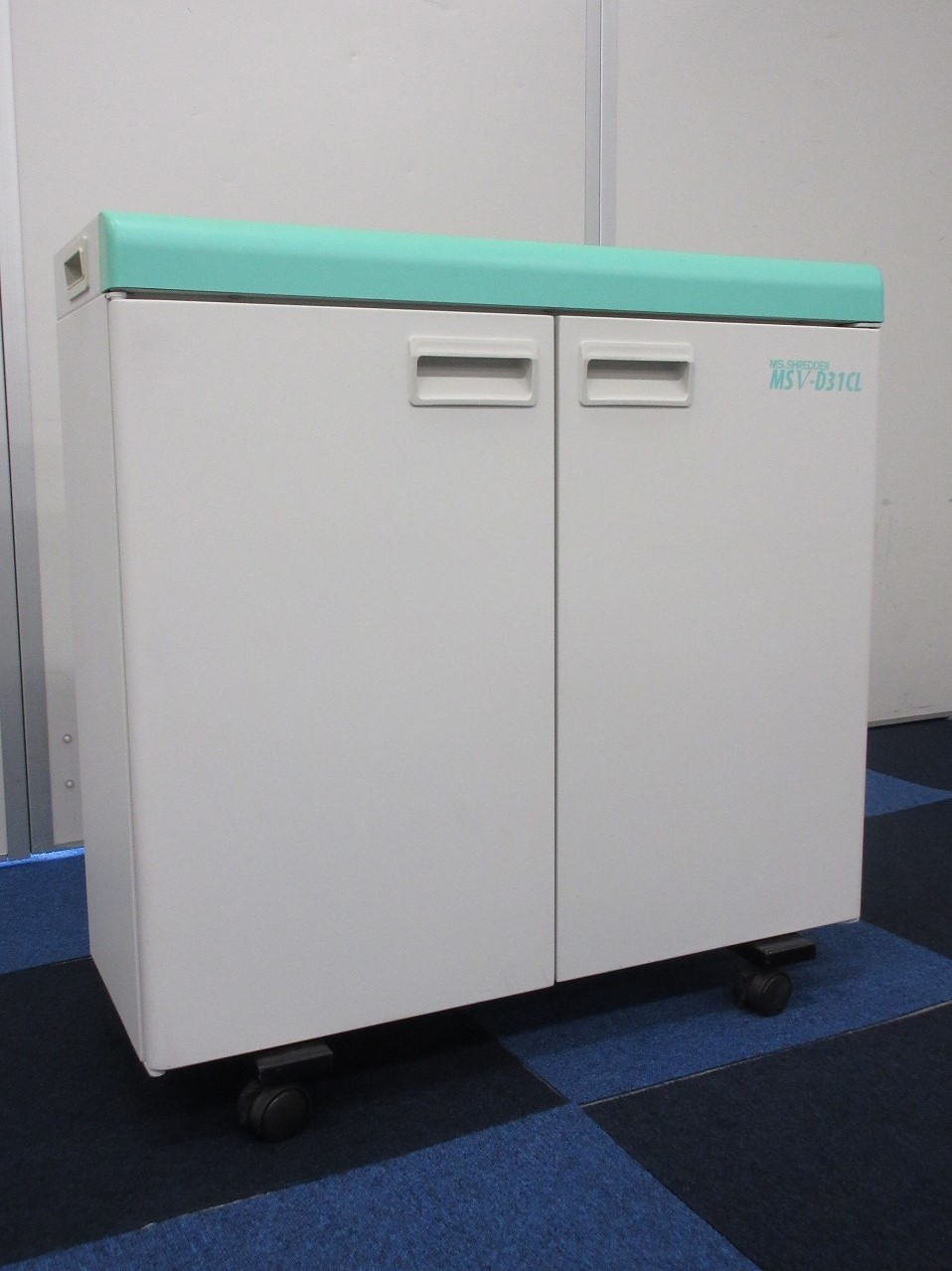 【1台限定入荷！！】シュレッダーの有名メーカー、明光商会から1台入荷！！【型番：MSV-D31CL】
                        
                                    中古
            